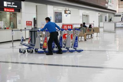成田空港従業員