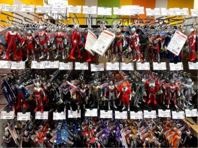 ウルトラマン人形