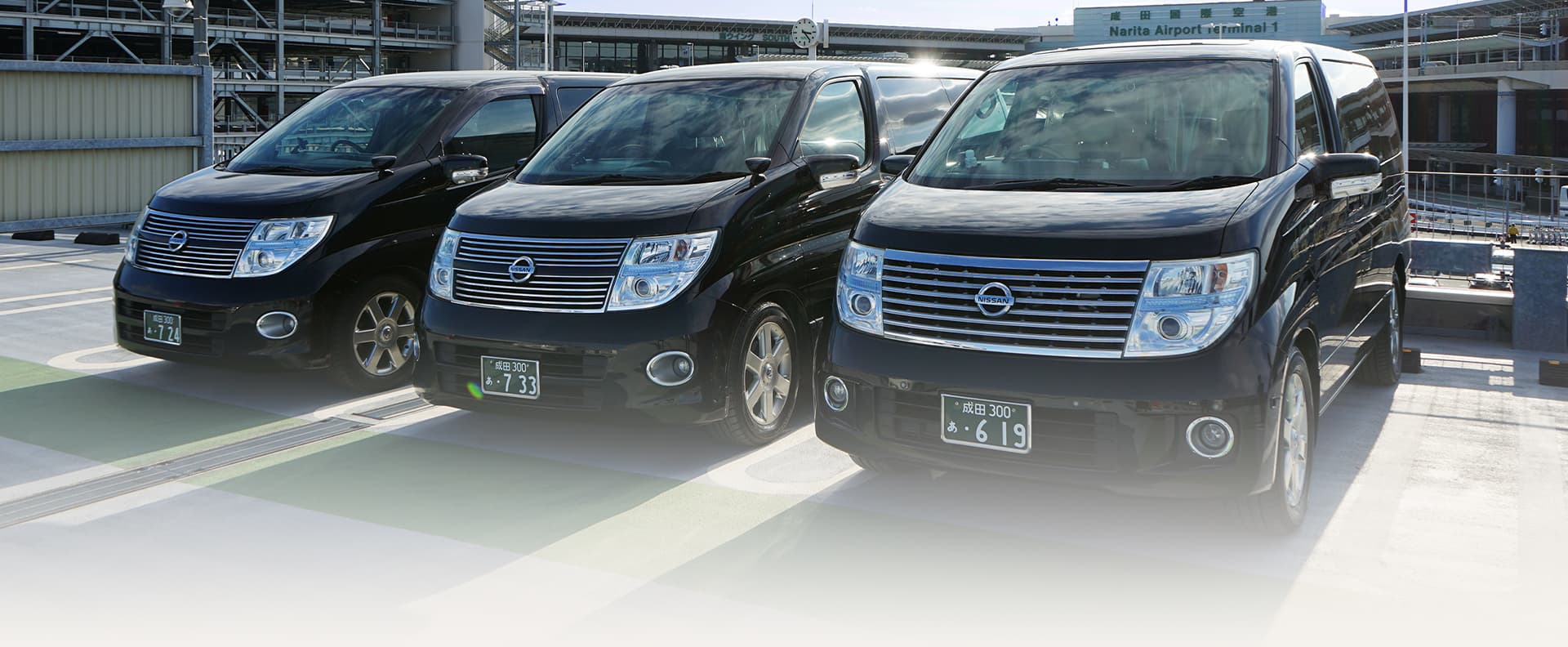 Taxi cars that meet the standards of Japan's Ministry of Health, Labor and Welfare