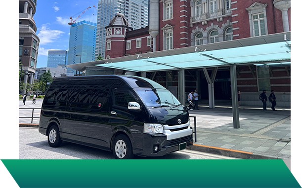 A van that can accommodate up to 9 passengers
